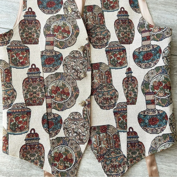 Vintage K Arnold Tapestry Pottery Design Vest - Picture 4 of 12